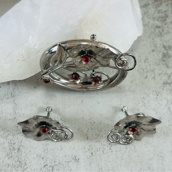 Vintage Sterling Silver Red Stone Floral Brooch Screw Back Earrings Set - Picture 7 of 13